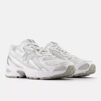 New Balance 740
